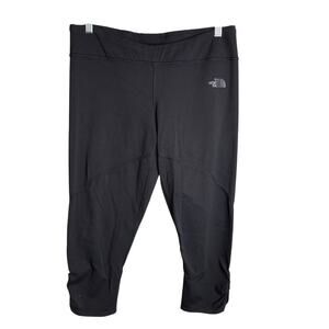 The North‎ Face Women's Black Active Crop Leggings Size M Layers Athleisure